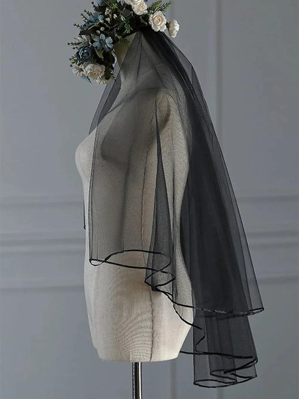 Two-tier Lace Wedding Veils Elbow Veils with Ribbon Edge