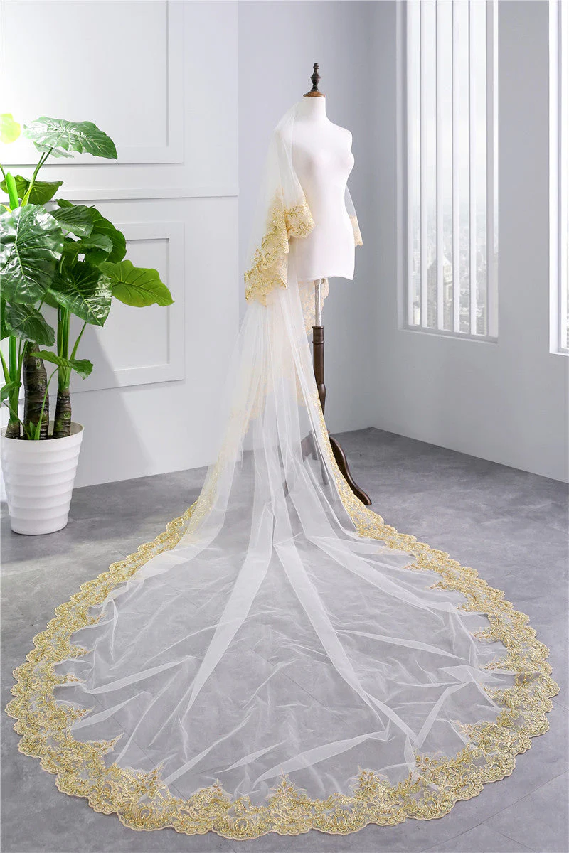 Two-tier Luxurious  Wedding Veil with Golden Lace - Image 3