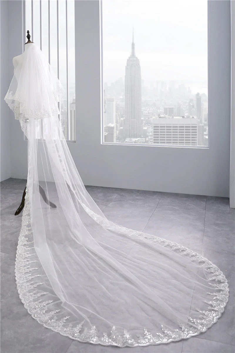 Two-tier Stylish Wedding Veil with sequins - Image 2