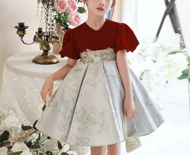 V-Neck Short Sleeves Knee-Length Embroidery Girl Party Dress with Appliques - Image 4