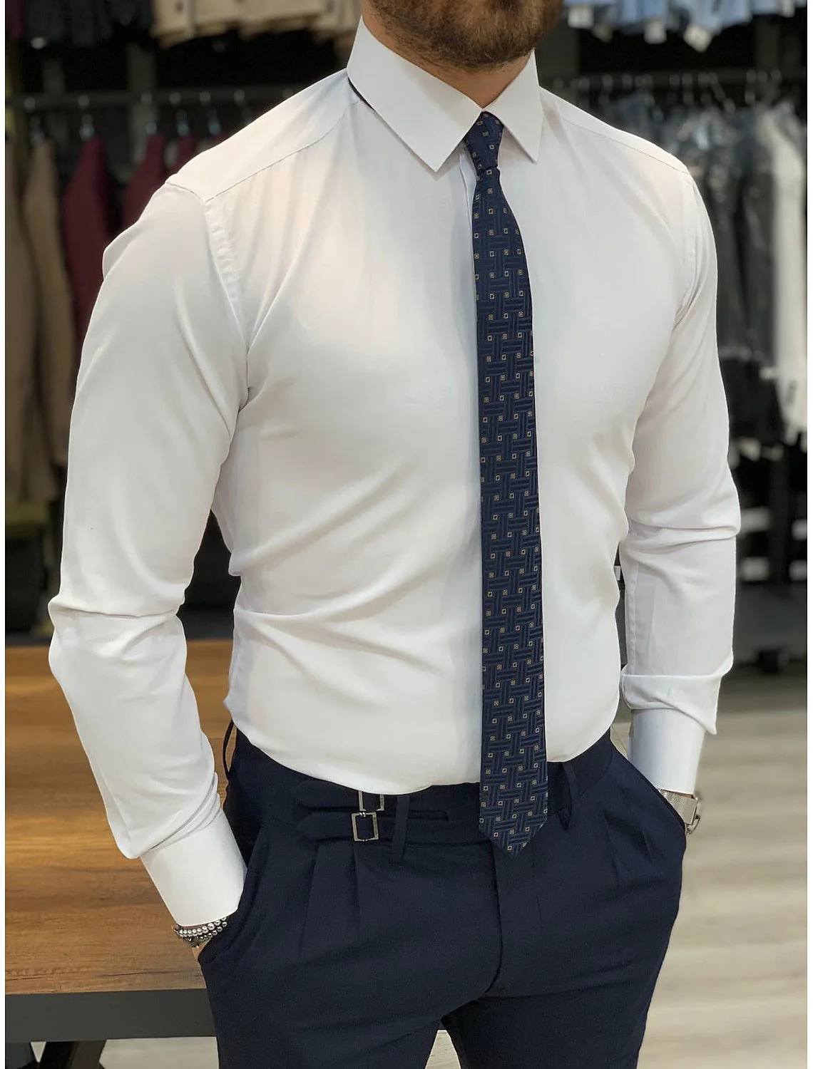 White Shirt Men's Standard Fit Long Sleeves Solid Colour Shirt