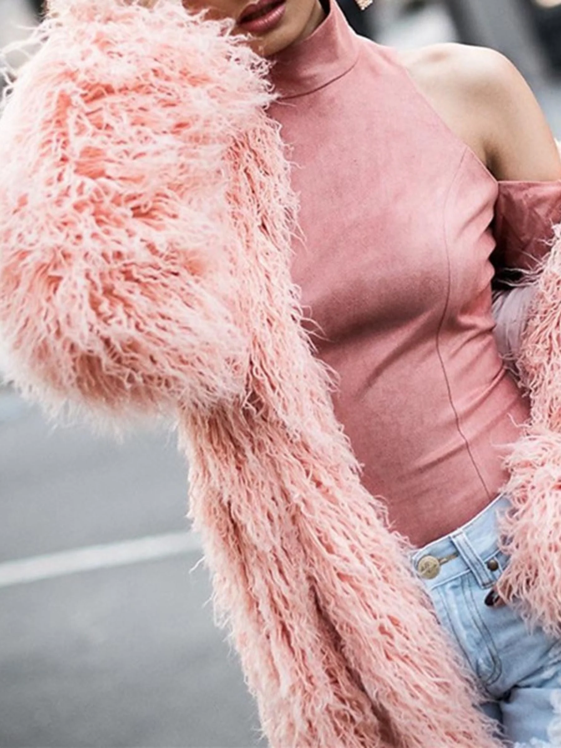 Women's Pink Elegant Long Sleeve Faux Fur Warm Wedding Daily Wrap - Image 4