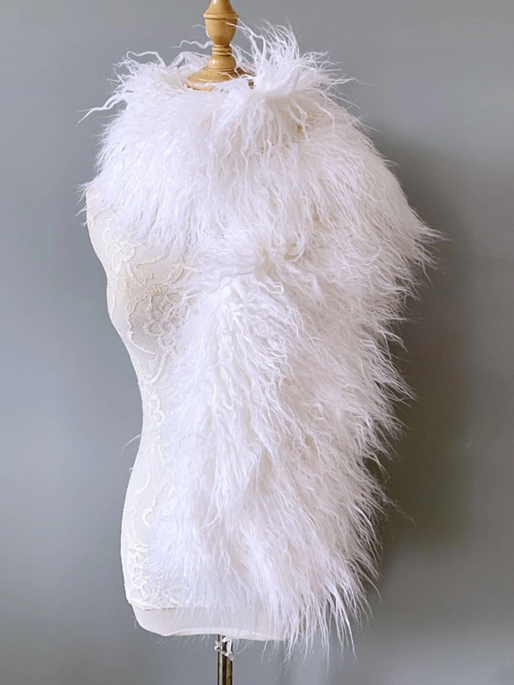 Women's Solid colour Sleeveless Faux Fur Casual Wedding Wrap - Image 2