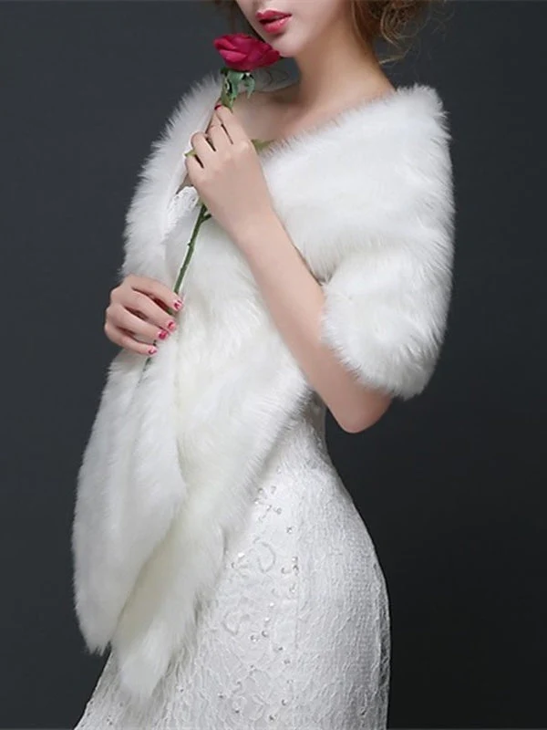 Women's Wedding Bridal Sleeveless Wrap/Shawls With Feathers / Fur - Image 3