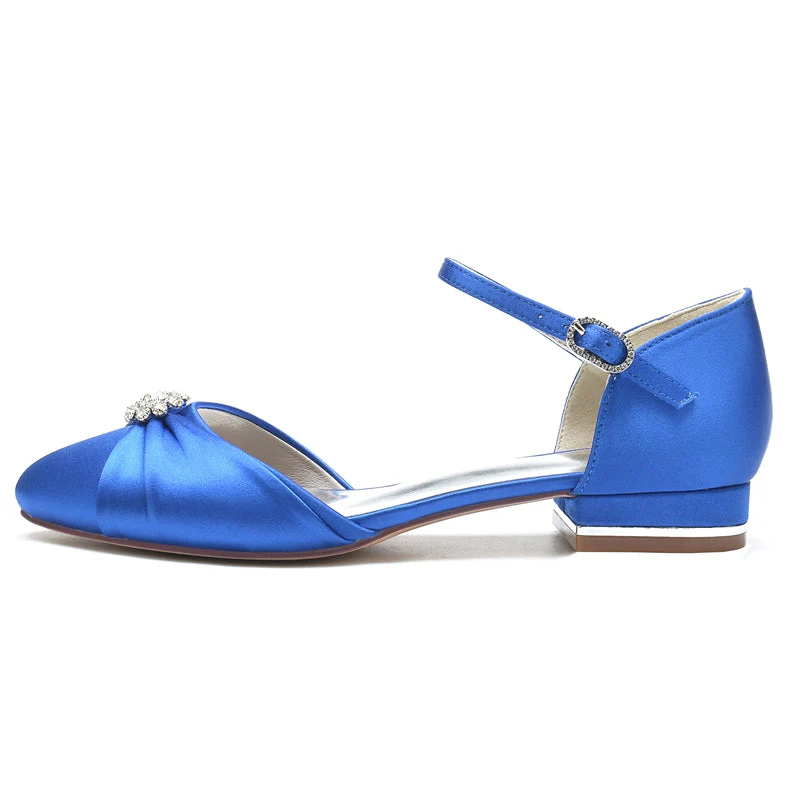 Women's Wedding Shoes Closed Toe Stylish Buckle Bridal Shoes with Rhinestone & Ruffles - Image 2