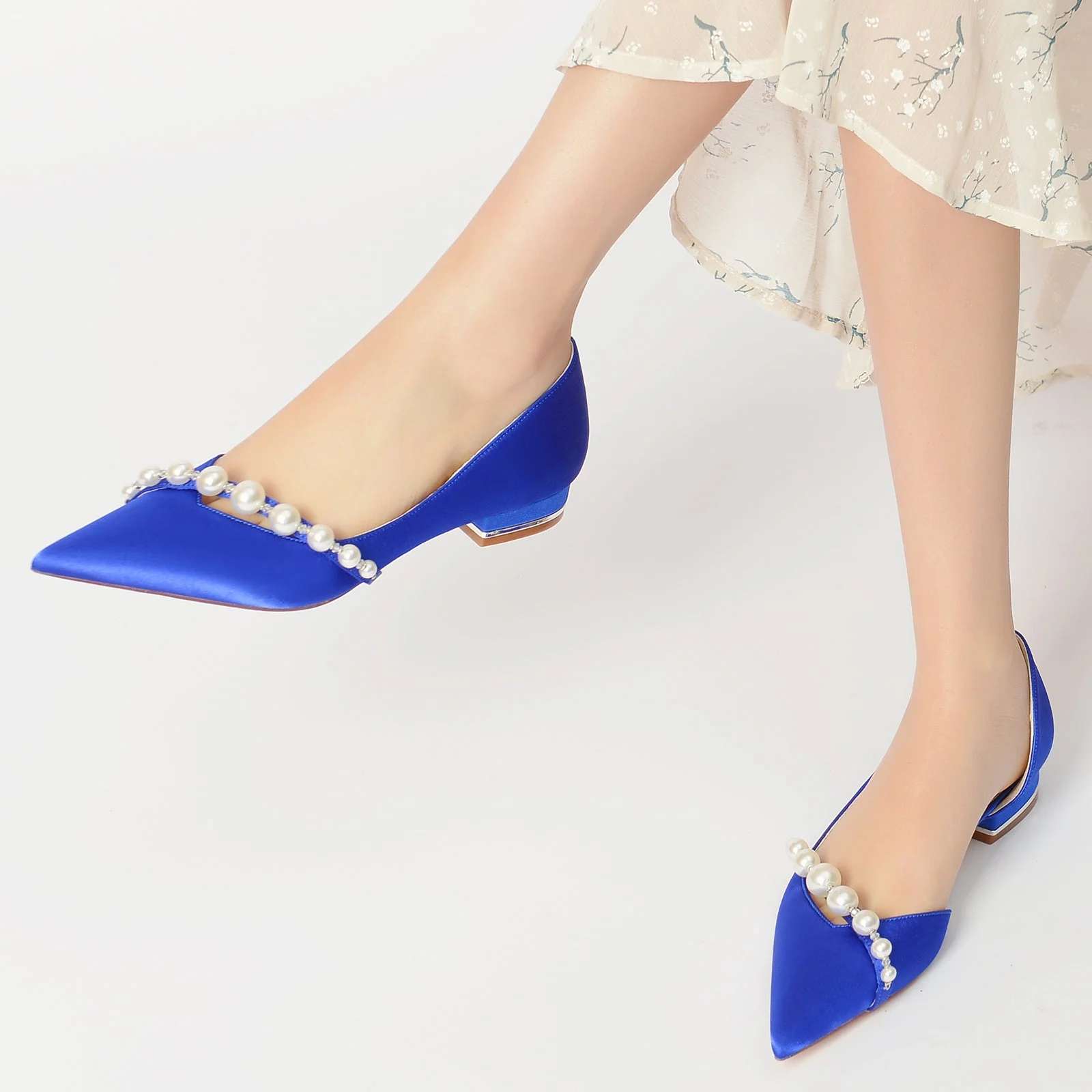 Women's Wedding Shoes White Pearl Low Heel Pointed Toe Minimalism Bridal Shoes - Image 2
